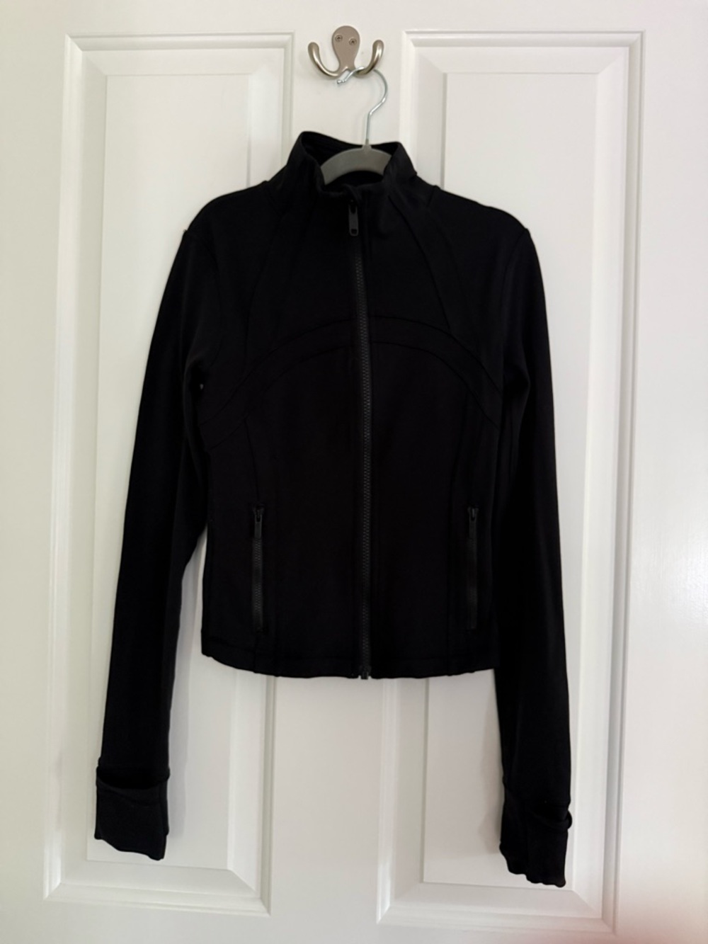 Lululemon Define Cropped Jacket
Women's Size 2 - Picture 8 of 11